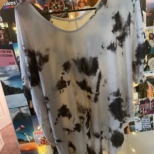 Tie Dye Boutique kinda off shoulder top
